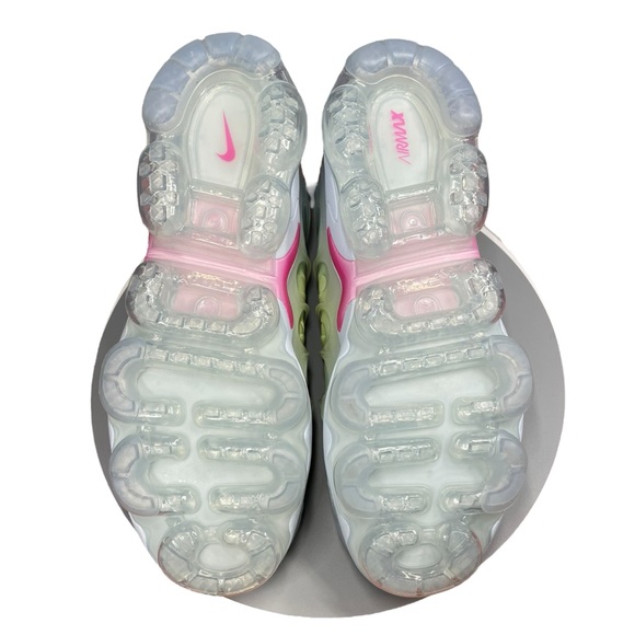 Women’s Nike Air Vapormax plus. Blue tint/fireberry. Size 11.5W. - Picture 11 of 12